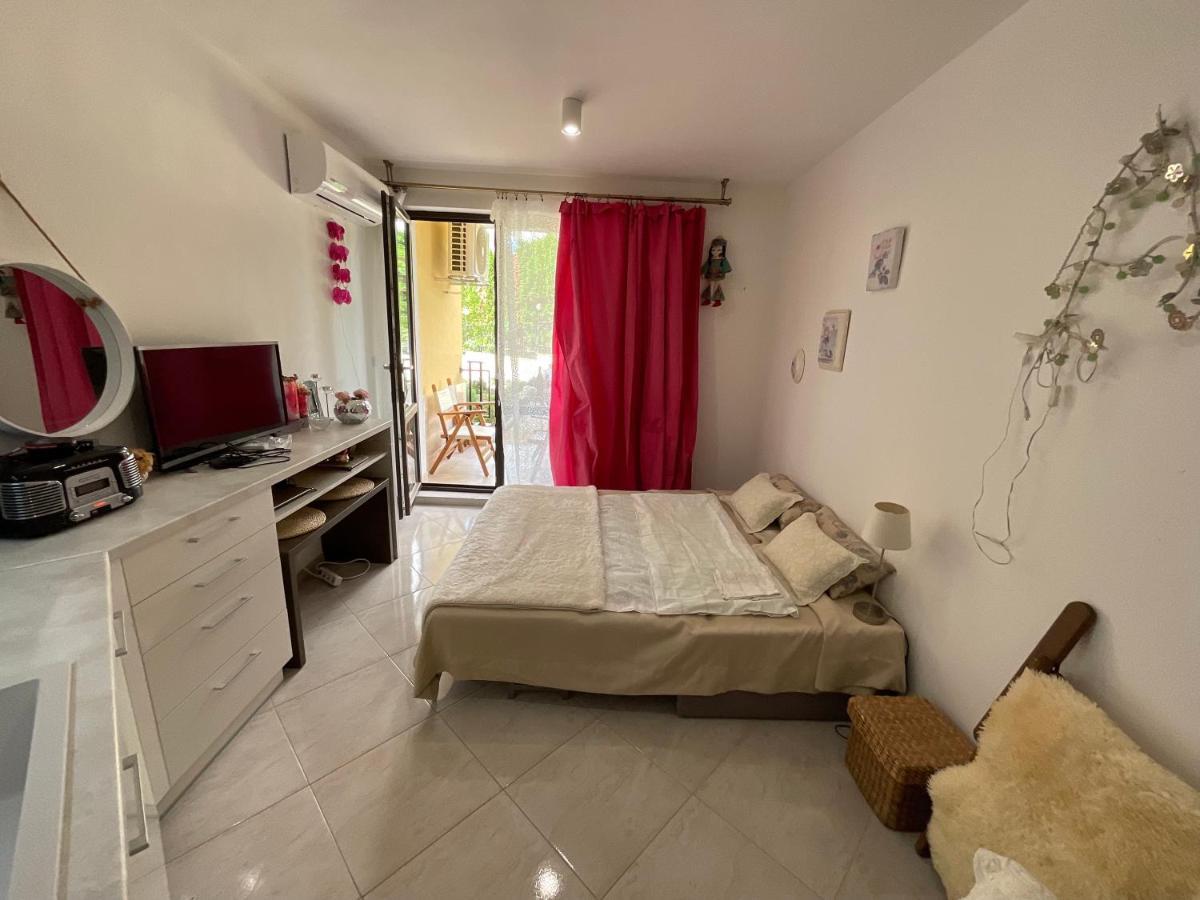 Horizon Apartament Gut Свети Влас Екстериор снимка